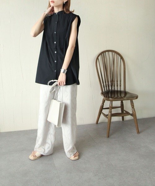 Chillfar(チルファー)の「ピンタックフレンチスリーブシャツチュニック(シャツ/ブラウス・レディース・ホワイト/ブラック・FREE)」の12枚目の写真