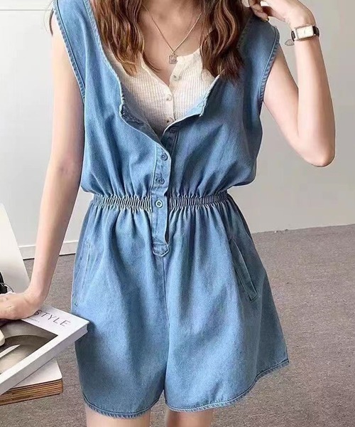 SPIGA（スピーガ）の「ノースリーブデニムオールインワン（つなぎ/オールインワン・レディース・ライトブルー/ダークブルー・FREE）」の5枚目の写真