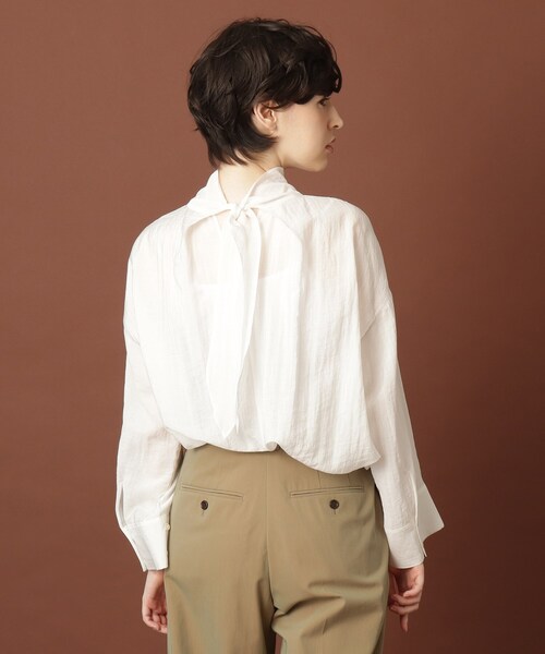 DRESSTERIOR（ドレステリア）の「◆【otonaMUSE11月号掲載】バックシャンボウブラウス（シャツ/ブラウス・レディース・ピンク系/ホワイト系/チャコールグレー・36/38）」の19枚目の写真