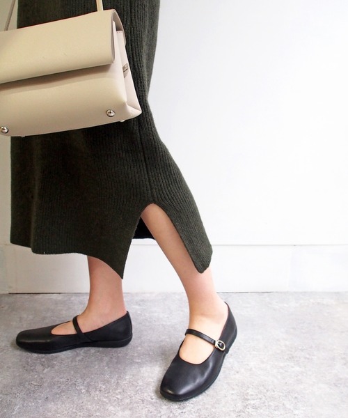 あしながおじさん（アシナガオジサン）の「ストラップシューズ　-2410093（パンプス・レディース・ブラック/レッド/グリーン/ブラック系その他/シルバー/プラチナム・22.5cm/23.5cm/24.5cm/23.0cm/24.0cm）」の8枚目の写真