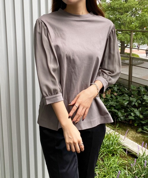 A/C DESIGN BY ALPHA CUBIC(エーシーデザインバイアルファキュービック)の「シアースリーブプルオーバー(Tシャツ/カットソー・レディース・ブラック/カーキ/グリーン・M/L)」の1枚目の写真