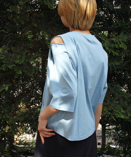 DROIT BELLO（ドロイトベロ）の「DROIT BELLO（ドロイトベロ）ショルダー開きアシメTシャツ（Tシャツ/カットソー・レディース・ホワイト/サックスブルー/イエロー・FREE）」の4枚目の写真