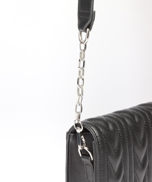 PAGEBOY(ページボーイ)の「キルトステッチショルダー(ショルダーバッグ・レディース・ブラック/ブルー系その他・FREE)」の16枚目の写真