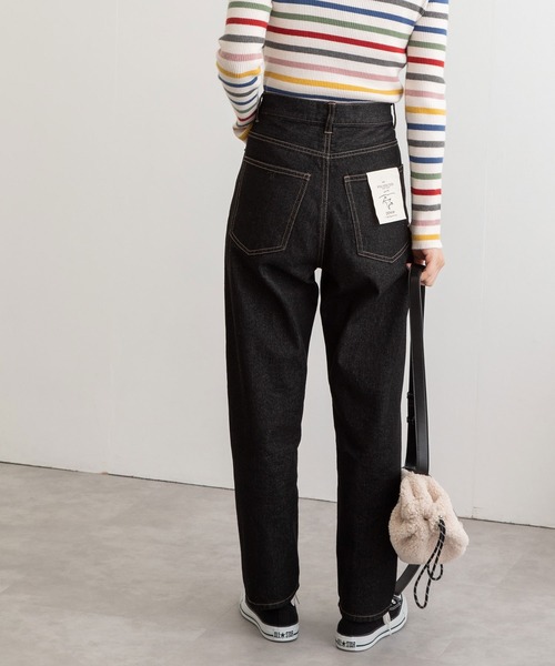 POU DOU DOU（プードゥドゥ）の「ストレートパンツ（デニムパンツ・レディース・ブラック/インディゴブルー/パープル系その他・3）」の2枚目の写真