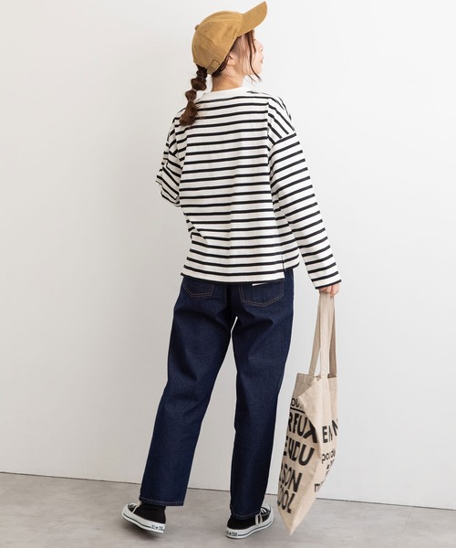 POU DOU DOU（プードゥドゥ）の「ストレートパンツ（デニムパンツ・レディース・ブラック/インディゴブルー/パープル系その他・3）」の22枚目の写真