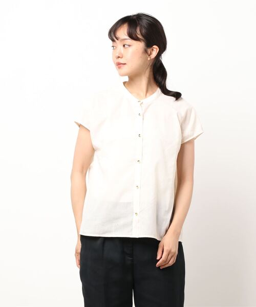 Te chichi TERRASSE（テチチテラス）の「バンドカラーブラウス（シャツ/ブラウス・レディース・ブラック/オレンジ/ネイビー/オフホワイト・ﾌﾘ-）」の2枚目の写真