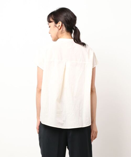 Te chichi TERRASSE（テチチテラス）の「バンドカラーブラウス（シャツ/ブラウス・レディース・ブラック/オレンジ/ネイビー/オフホワイト・ﾌﾘ-）」の6枚目の写真