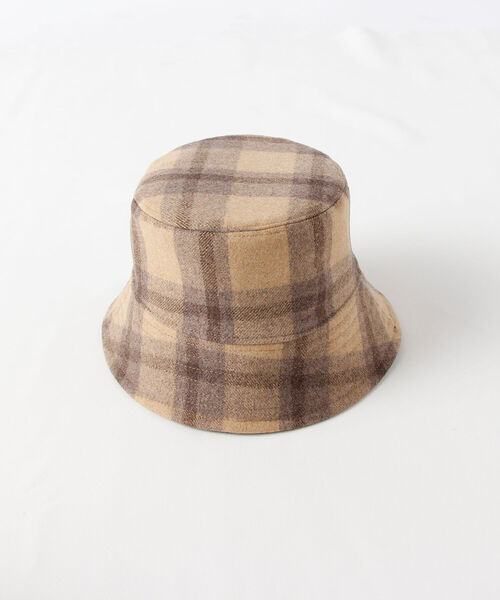 fredy emue（フレディエミュ）の「【LE VERNIS/ルベルニ】フェイクレザーリバーシブルハット（ハット・レディース・ブラック/カーキ/ベージュ・FREE）」の7枚目の写真