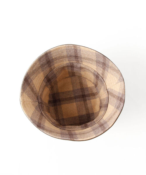 fredy emue（フレディエミュ）の「【LE VERNIS/ルベルニ】フェイクレザーリバーシブルハット（ハット・レディース・ブラック/カーキ/ベージュ・FREE）」の13枚目の写真