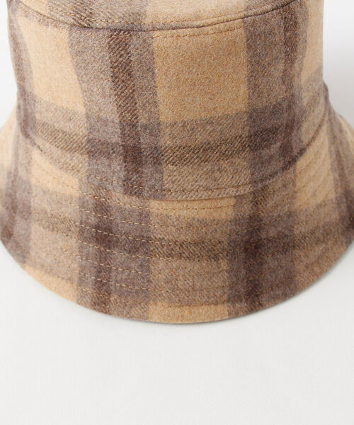 fredy emue（フレディエミュ）の「【LE VERNIS/ルベルニ】フェイクレザーリバーシブルハット（ハット・レディース・ブラック/カーキ/ベージュ・FREE）」の15枚目の写真