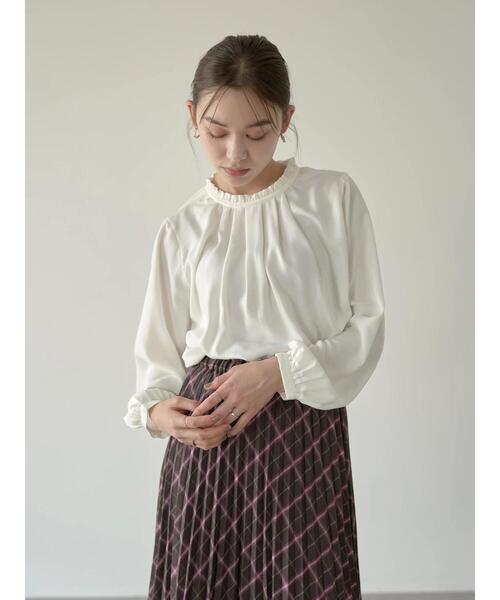 earth music&ecology（アースミュージックアンドエコロジー）の「とろみ2wayブラウス ＊（シャツ/ブラウス・レディース・ブラック/オフホワイト/ピンク/ミント/その他14/ライトベージュ・FREE）」の11枚目の写真