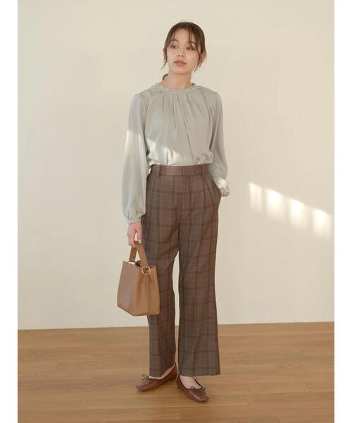 earth music&ecology（アースミュージックアンドエコロジー）の「とろみ2wayブラウス ＊（シャツ/ブラウス・レディース・ブラック/オフホワイト/ピンク/ミント/その他14/ライトベージュ・FREE）」の14枚目の写真