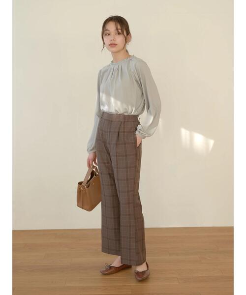 earth music&ecology（アースミュージックアンドエコロジー）の「とろみ2wayブラウス ＊（シャツ/ブラウス・レディース・ブラック/オフホワイト/ピンク/ミント/その他14/ライトベージュ・FREE）」の20枚目の写真