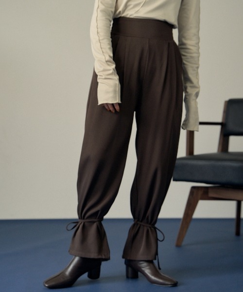 VANNIE U（ヴァニーユー）の「キャンディストレートパンツ（その他パンツ・レディース・ネイビー/ブラウン/アイボリー・FREE/S）」の19枚目の写真