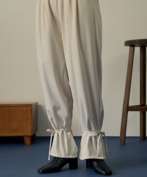 VANNIE U（ヴァニーユー）の「キャンディストレートパンツ（その他パンツ・レディース・ネイビー/ブラウン/アイボリー・FREE/S）」の10枚目の写真