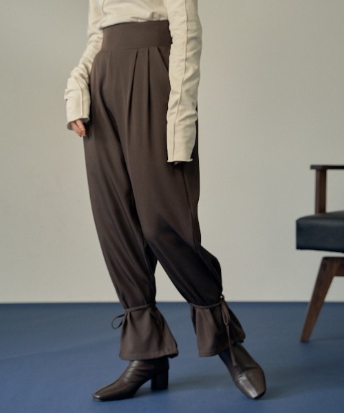 VANNIE U（ヴァニーユー）の「キャンディストレートパンツ（その他パンツ・レディース・ネイビー/ブラウン/アイボリー・FREE/S）」の21枚目の写真