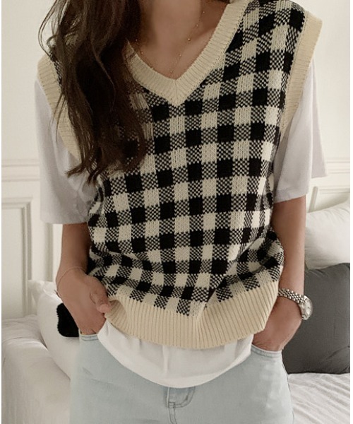 NANING9（ナンニング）の「NANING9 チェックパターンニットベスト（ベスト・レディース・ブラック/ダークベージュ・FREE）」の9枚目の写真