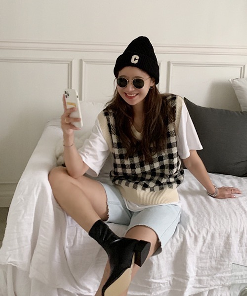 NANING9（ナンニング）の「NANING9 チェックパターンニットベスト（ベスト・レディース・ブラック/ダークベージュ・FREE）」の12枚目の写真