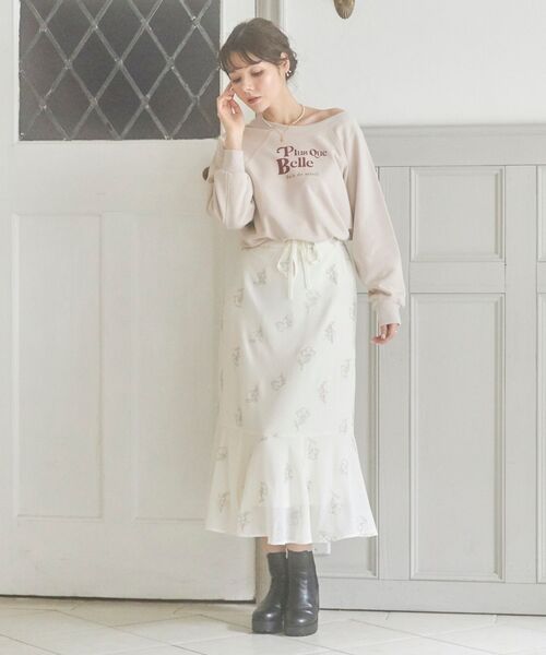 MAJESTIC LEGON（マジェスティックレゴン）の「アソートロゴスウェット（スウェット・レディース・ピンクベージュ/グレー/ブルー/アイボリー・MEDIUM）」の16枚目の写真