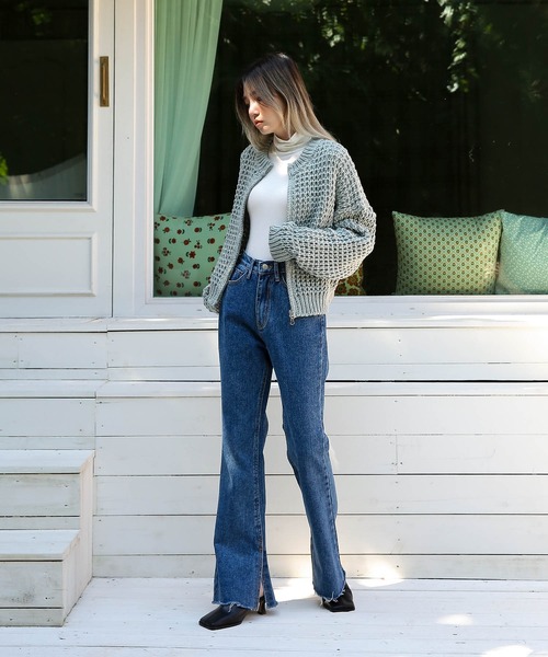 UNE MANSION(ユヌマンション)の「スリットブーツカットデニムパンツ(デニムパンツ・レディース・ブラック/ブルー・SMALL/MEDIUM/LARGE)」の18枚目の写真