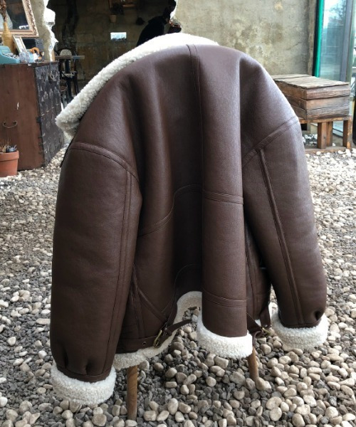 emi+(エミプラス)の「ボアブルゾンジャケット(ブルゾン・レディース・ブラック/ブラウン/グレー/カーキ/チャコールグレー/アイボリー・S/M/L/XL)」の8枚目の写真