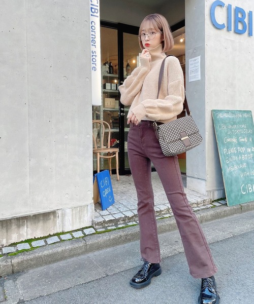 Voyage titty&Co.PETIT（ボヤージュティティアンドコープチ）の「【Voyage titty&Co.】スリムフレアパンツ（その他パンツ・レディース・ブラウン・SMALL/MEDIUM）」の4枚目の写真