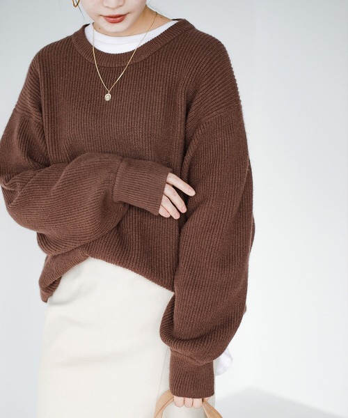 haco!（ハコ）の「コーデの縁の下の力持ち！「シンプルなのになんだかオシャレに見える」を目指してディテールにこだわった　とにかく頼れる定番ニット by who made me（ニット/セーター・レディース・ネイビー/レッド/ブラウン・SMALL/MEDIUM/X-LARGE/LARGE）」の16枚目の写真