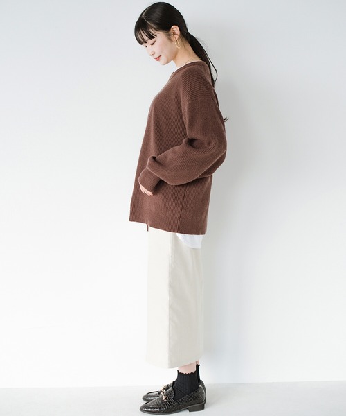 haco!（ハコ）の「コーデの縁の下の力持ち！「シンプルなのになんだかオシャレに見える」を目指してディテールにこだわった　とにかく頼れる定番ニット by who made me（ニット/セーター・レディース・ネイビー/レッド/ブラウン・SMALL/MEDIUM/X-LARGE/LARGE）」の20枚目の写真