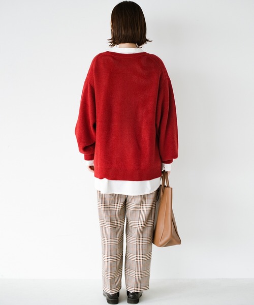 haco!（ハコ）の「コーデの縁の下の力持ち！「シンプルなのになんだかオシャレに見える」を目指してディテールにこだわった　とにかく頼れる定番ニット by who made me（ニット/セーター・レディース・ネイビー/レッド/ブラウン・SMALL/MEDIUM/X-LARGE/LARGE）」の22枚目の写真