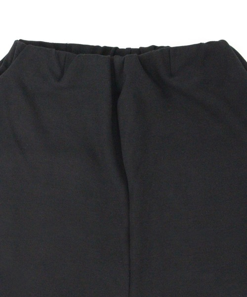 CHOCOA(チョコア)の「マタニティリラックス裾ワイドシンプルパンツ(マタニティウェア/グッズ・レディース・ブラック/アイボリー・MEDIUM/LARGE)」の22枚目の写真