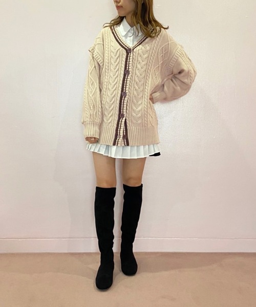 OLIVE des OLIVE（オリーブデオリーブ）の「ライン入りVネックカーディガン（カーディガン/ボレロ・レディース・ベージュ/ブラウン/オフホワイト・FREE）」の13枚目の写真