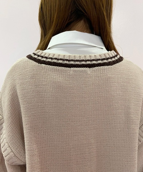 OLIVE des OLIVE（オリーブデオリーブ）の「ライン入りVネックカーディガン（カーディガン/ボレロ・レディース・ベージュ/ブラウン/オフホワイト・FREE）」の15枚目の写真