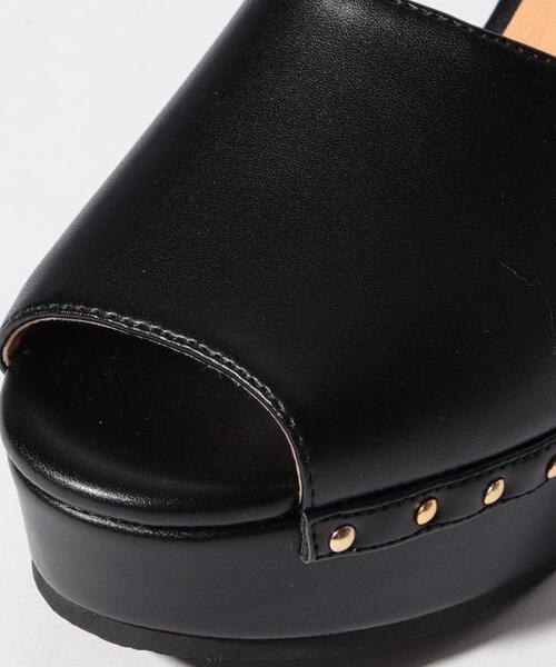 To b. by agnes b.(トゥービーバイアニエスベー)の「WF23 CHAUSSURES プラットフォームサンダル(サンダル・レディース・レッド・SMALL/MEDIUM/LARGE)」の7枚目の写真