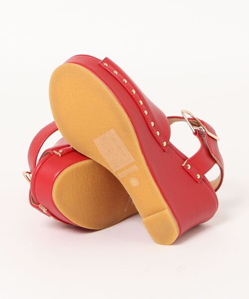 To b. by agnes b.(トゥービーバイアニエスベー)の「WF23 CHAUSSURES プラットフォームサンダル(サンダル・レディース・レッド・SMALL/MEDIUM/LARGE)」の9枚目の写真