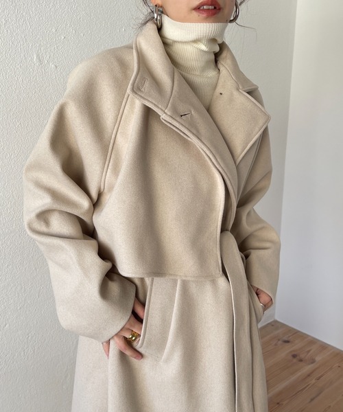 wee9s(ウィークス)の「daily daily long coat #2 / デイリーデイリーケープデザインスタンドカラーロングコート(ノーカラーコート・レディース・ブラック/アイボリー/グリーン/ベージュ/オリーブ・FREE)」の8枚目の写真