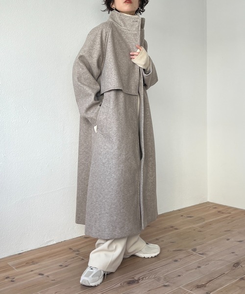 wee9s(ウィークス)の「daily daily long coat #2 / デイリーデイリーケープデザインスタンドカラーロングコート(ノーカラーコート・レディース・ブラック/アイボリー/グリーン/ベージュ/オリーブ・FREE)」の17枚目の写真