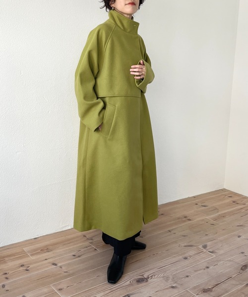 wee9s(ウィークス)の「daily daily long coat #2 / デイリーデイリーケープデザインスタンドカラーロングコート(ノーカラーコート・レディース・ブラック/アイボリー/グリーン/ベージュ/オリーブ・FREE)」の10枚目の写真