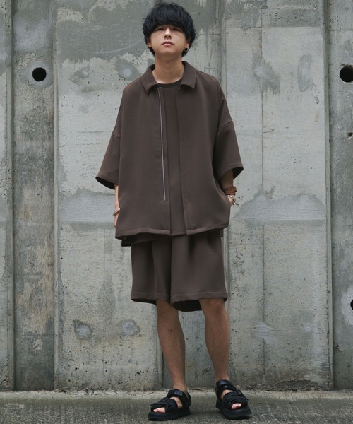 WYM × ATTACHMENT（ウィム×アタッチメント）の「EASY WIDE TUCK SHORTS（その他パンツ・メンズ・ブラウン/グレー系・S/M/L）」の8枚目の写真