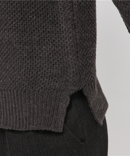 mystic（ミスティック）の「ハイネックタック編みプルオーバー（ニット/セーター・レディース・チャコールグレー/ブルー/オフホワイト/キャメル・ﾌﾘ-）」の9枚目の写真