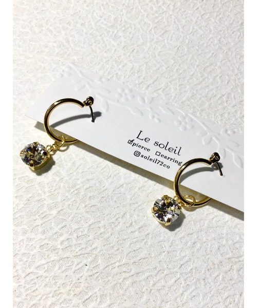 tone（トーン）の「【Le soleil】スワロフスキー　　フープピアス(MA)（ピアス（両耳用）・レディース・ブラック系その他/ゴールド系その他・FREE）」の2枚目の写真