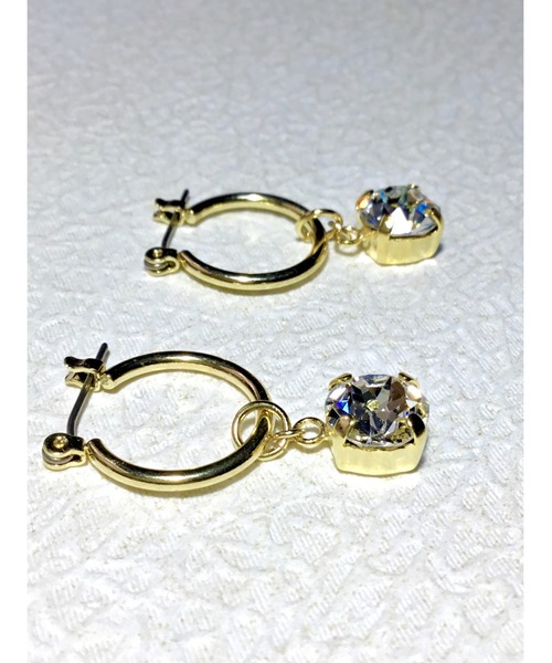 tone（トーン）の「【Le soleil】スワロフスキー　　フープピアス(MA)（ピアス（両耳用）・レディース・ブラック系その他/ゴールド系その他・FREE）」の6枚目の写真