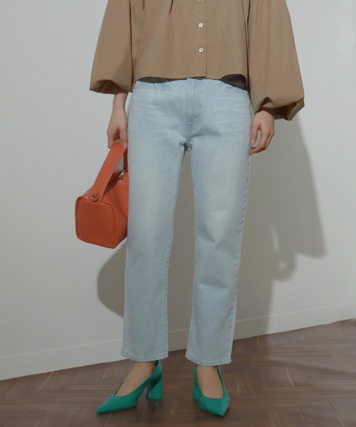 AULI（アウリィ）の「【低身長向けサイズ】スリムストレートデニムパンツ（デニムパンツ・レディース・ライトブルー/インディゴブルー/ブルー・S/XS/XXS）」の2枚目の写真