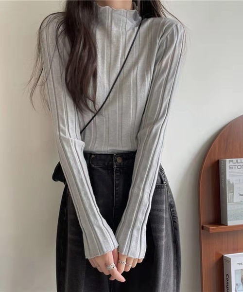 leune(ルネ)の「【leune】ハイネックカットソー(Tシャツ/カットソー・レディース・ブラック/ベージュ/グレー/ピンク/イエロー・FREE)」の16枚目の写真