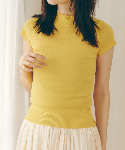 Lamoa(ラモア)の「Lamoa/ベーシック ハーフスリーブ ニット トップス(ニット/セーター・レディース・ホワイト/ブラック/ブラウン/アイボリー/グリーン/ダークグリーン/イエロー/レッド/ワインレッド/ブルー・FREE)」の8枚目の写真