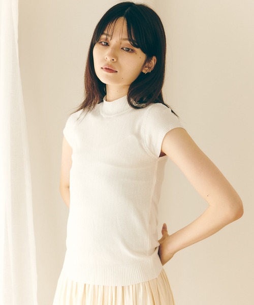 Lamoa(ラモア)の「Lamoa/ベーシック ハーフスリーブ ニット トップス(ニット/セーター・レディース・ホワイト/ブラック/ブラウン/アイボリー/グリーン/ダークグリーン/イエロー/レッド/ワインレッド/ブルー・FREE)」の11枚目の写真