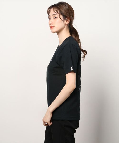 A BATHING APE(アベイシングエイプ)の「APE HEAD ONE POINT TEE #1 L(Tシャツ/カットソー・レディース・ピンク/グレー/ホワイト/ブラック・MEDIUM/X-SMALL/SMALL/XX-SMALL)」の16枚目の写真