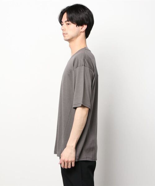 PORT BY ARK（ポートバイアーク）の「PORT BY ARK / ポートバイアーク：Wool SS T-shirt：PO11-T004[COR]（Tシャツ/カットソー・メンズ・チャコールグレー/ブラック/ブラウン・2/1）」の4枚目の写真
