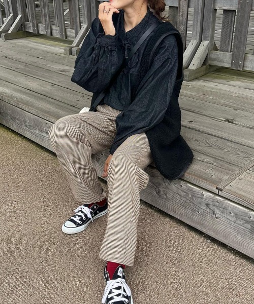 La-gemme(ラジェム)の「レースアップブラウス(シャツ/ブラウス・レディース・ライトブルー/ブラック系その他/ダークブルー・フリー)」の11枚目の写真