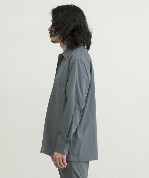 URBAN RESEARCH(アーバンリサーチ)の「Soft Cool Active Shirts(シャツ/ブラウス・メンズ・ブラック/グレー系その他/ベージュ・SMALL/MEDIUM/LARGE/X-LARGE)」の16枚目の写真
