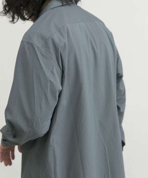 URBAN RESEARCH(アーバンリサーチ)の「Soft Cool Active Shirts(シャツ/ブラウス・メンズ・ブラック/グレー系その他/ベージュ・SMALL/MEDIUM/LARGE/X-LARGE)」の19枚目の写真
